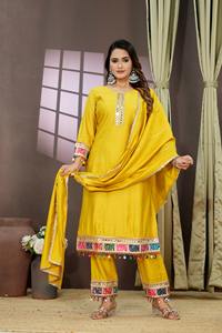 Camca, Fabricante Mayorista Indio, Traje Salwar Kameez Listo para Usar, Top de Seda Amarillo, Pantalón y Dupatta, para Fiestas, Estilo Indio Pakistaní, Neeta - Product Image 2