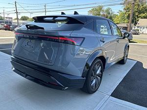 Nissan Ariya Platinum e-4ORCE AWD 2024, SUV/Crossover électrique à transmission intégrale, automatique, titre propre, garantie 3 ans - Product Image 5