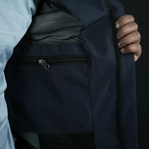 Navigate Soft Shell Chaqueta repelente al agua Invierno a prueba de viento Impermeable Stand Collar Cierre de cremallera Relleno de poliéster Ajuste holgado - Product Image 4