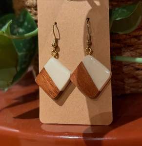 SIMPLE WARMTH DANGLES Gold Foil Black White Resin <b>Heart</b> Shape Earrings Square Round Geometric Wooden Resin Drop - Product Image 6
