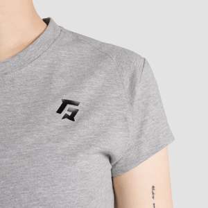 เสื้อยืดโทนสีเทา ผ้าเจอร์ซีย์ระบายอากาศได้ดี สวมใส่สบายและมีสไตล์ - Product Image 5