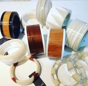 Rond de serviette en résine de qualité supérieure avec accessoire de table élégant et fonctionnel au fini brillant pour une utilisation quotidienne et spéciale - Product Image 4