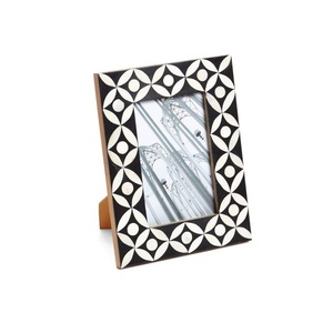 Cadre photo en corne de buffle naturelle pour des pièces décoratives uniques qui mettent en valeur l'artisanat traditionnel et les textures chaudes - Product Image 6