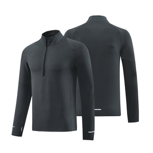 . Pull moderne quart de zip de golf parfait pour les chaudes journées ensoleillées sur le parcours ou la plage avec tissu à séchage rapide - Product Image 1