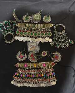 Ensemble de bijoux élégant en acier inoxydable pour femmes afghanes avec cristaux et strass, style islamique pour les tenues de mariage et les occasions festives - Product Image 1