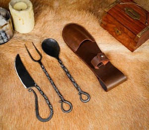 Ensemble de couverts vintage noirs en métal de haute qualité pour restaurant hôtel usage domestique à prix abordable - Product Image 2