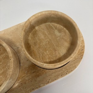 Cuenco decorativo de resina, centro de mesa hecho a mano moderno, bandeja de exhibición elegante, acento de mesa único para el hogar, sala de estar o decoración de la cocina - Product Image 4