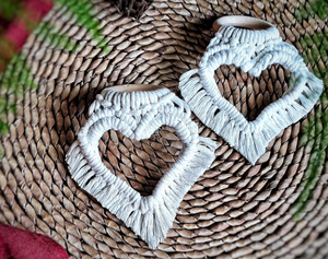 Valentine's napkin ring - macrame napkin ring, boho table <b>decor</b>, <b>heart</b> napkin ring - Product Image 1