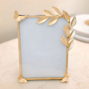 Cadres photo décoratifs de haute qualité pour mettre en valeur vos photos précieuses, vente chaude, forte demande, cadre photo en métal unique fait à la main - Product Image 1