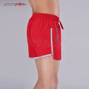 Pantalones cortos para correr para hombre con aberturas laterales para libertad de movimiento y ventilación Pantalones cortos de entrenamiento para hombre con cintura con cordón - Product Image 6