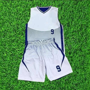 Uniforme de basket-ball de style de rue à la mode pour personnaliser votre propre ensemble d'uniformes de basket-ball de logo de marque fabriqué au Pakistan - Product Image 4