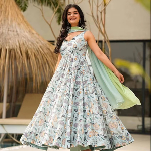 Georgette de diseñador con estampado digital Fancy Kameez Suit Long Fashion-Style Pakistani Dress para función de fiesta, traje de diseñador - Product Image 1