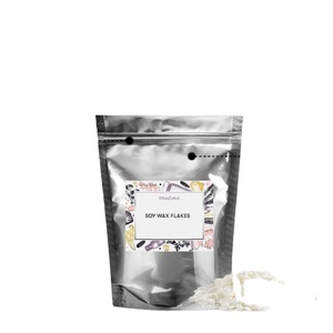 Flocons de cire de soja 100% naturels de qualité supérieure, pure, triplement filtrés, faciles à faire fondre |   Flocons de cire de soja biologique en vrac - Product Image 1