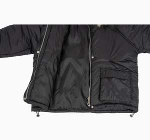 Chaqueta de bombardero de LICRA con estampado negro para mujer, chaquetas acolchadas cómodas suaves cálidas de invierno para exteriores a prueba de viento ecológicas - Product Image 6