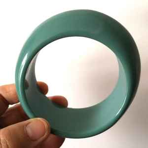 Bracelets en résine légers faits à la main, bijoux durables et élégants provenant d'un exportateur indien |   Meilleur prix de gros - Product Image 6