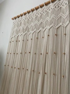 Décor de table unique en macramé fait à la main Chemin tissé en coton naturel parfait pour la table à manger rustique ou l'intérieur de la maison confortable - Product Image 6