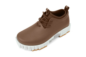 Zapatillas Ccilu Certificadas, Sostenibles, Impermeables, Ligeras para Invierno, Antideslizantes, con Punta Cerrada de TPU, XpreSole Pantoo de Caña Baja - Product Image 3