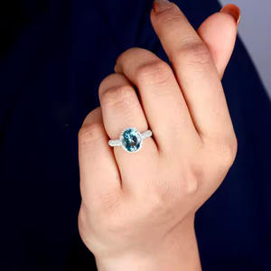 แหวนหมั้นแต่งงานสีเงินสเตอริงของผู้หญิงทันสมัย925วงรีสีฟ้าบุษราคัมเข้มธรรมชาติสำหรับปาร์ตี้วันครบรอบ - Product Image 4