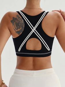 Soutien-gorge de sport yoga personnalisé à maintien élevé pour femme avec logo frontal, coussinets amovibles et design sur mesure - Vêtements de sport en gros - Product Image 5