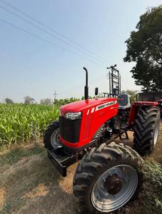 Tractor Agrícola Usado Massey Ferguson 8740S 4WD, Tractor de Trabajo Agrícola con Transmisión por Engranajes - Product Image 2