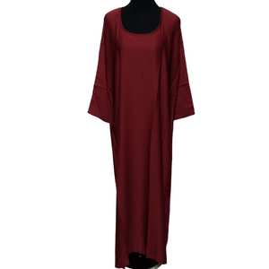ชุดอาบายะผ้าซาตินสีแดงเบอร์กันดีสำหรับผู้หญิงหรูหรา พร้อมชุดซับในในตัว เอวธรรมชาติ ดีไซน์เรียบหรู สง่างาม เหมาะสำหรับงานเลี้ยงกลางคืนแบบอาหรับ - Product Image 3