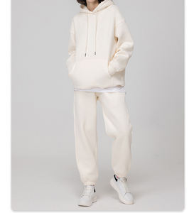 Conjunto de pantalones de chándal y Sudadera con capucha Jersey personalizado Conjunto de sudadera con capucha de algodón y poliéster Chándal para hombres Conjuntos de sudaderas con capucha Unisex - Product Image 4