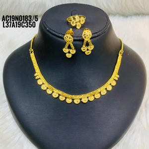 Colliers courts élégants en or plaqué 18 carats, avec boucles d'oreilles, pour femmes, derniers modèles, magnifiques, avec pendentifs - Product Image 1