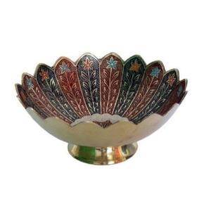 Frutero de latón redondo hecho a mano de alta calidad con grabado de pavo real multicolor y acabado pulido para uso en la cocina - Product Image 2