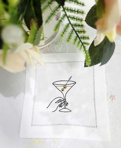 Serviettes de cocktail brodées personnalisées en gros, serviettes de cocktail en coton blanc avec ourlet festonné, sous-verres pour les événements à domicile, les bars - Product Image 3