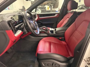 Porsche Cayenne E Hybrid Usado 2025 - Product Image 4