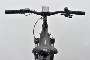 Vélo <span class=keywords><strong>de</strong></span> ville électrique V20 du fabricant OEM, suspension intégrale, moteur central amovible 1000W, assistance au pédalage, style vintage, 30-40km - Product Image 4