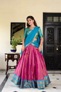 VISHNU K DESIGNS, Lehenga Choli Dupatta con Trabajo de Tejido Zari de Kanchipuram, Silueta Recta Tejida, Estilo Dulce para la Temporada de Otoño - Product Image 3