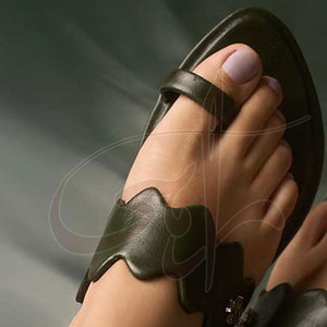 Sandalias de Mujer con Diseño Moderno y Elegante, Hechas a Mano, Antideslizantes, con Parte Superior de Cuero Sintético Suave - Product Image 5