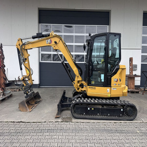 Miniexcavadora 303.5E2, Tipo Oruga Amarilla, Capacidad de Cucharón de 0.12m, Potencia de 110kW, Peso de la Máquina de 1200kg, Alta Potencia de Excavación - Product Image 1