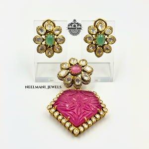 Pendentif et clous d'oreilles en zircon pour les occasions de mariage - Product Image 2