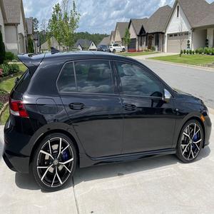 ¡Oferta Imperdible! Volkswagen Golf R 2024 Súper Limpio, 315 HP, Turboalimentado, 4 Cilindros, Tracción Total, Color Negro Perla Intenso, Hatchback de Lujo - Product Image 2