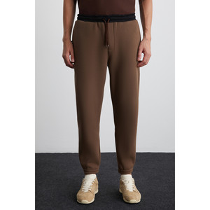 Pantalones Deportivos GRIMELANGE Ludwig para Hombre, de Algodón Orgánico, con Bolsillos con Cremallera y Forro Polar - Product Image 2