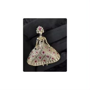 Pendientes de diamantes geométricos de oro de 18 quilates a la moda para mujer con forma de alas, pendientes de diamantes a granel, fabricante de joyería de moda - Product Image 4