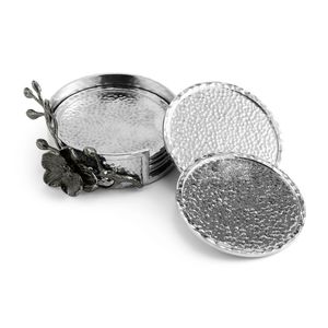 Ensemble de dessous-de-verre en argent martelé de luxe avec des accents floraux élégants Décoration de table haut de gamme Édition style moderne - Product Image 2