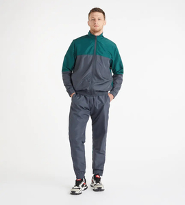 Conjunto cortavientos con etiqueta privada personalizada, chándal de nailon con cremallera, chándales deportivos a prueba de viento para hombres de Terzo Sports, novedad - Product Image 1