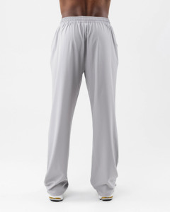 OEM Vente en gros Logo personnalisé pour hommes Jogging d'entraînement à jambe droite Pantalon en polyester, nylon Pantalon ample Pantalon de survêtement de sport pour hommes - Product Image 4