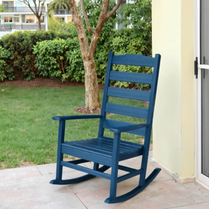 Fauteuil à bascule traditionnel en bois pour extérieur, dossier à tiges, design durable pour usage en jardin - Product Image 2