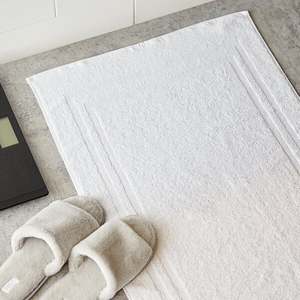 Exportateur indien de tapis de bain en coton blanc pur pour la salle de bain à domicile, avec un confort moelleux et doux, au prix direct d'usine - Product Image 1