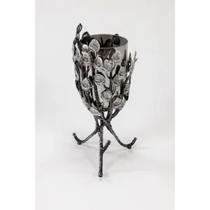 Vase à fleurs en métal tendance mondiale pour la décoration intérieure, design moderne, luxueux, fait main, écologique, intérieurs élégants Zahid - Product Image 2