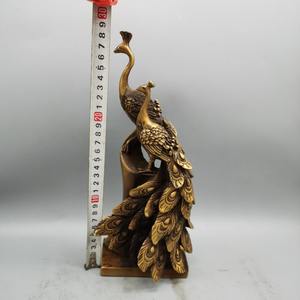 Esculturas Verticales Modernas de Latón con Tamaño Personalizado para Decoración del Hogar - Product Image 4