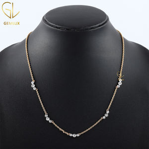 Superventas oro de 14K diseño clásico tres piedras corte redondo laboratorio cultivado tachonado diamante bisel conjunto collar pasado presente futuro - Product Image 1