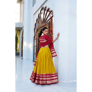Elegant Chanderi Silk Lehenga Choli pour femmes Fournisseur de gros en vrac FashionHarbour - Product Image 1