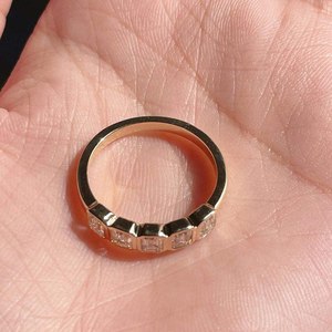 ชุดตัวเรือนเพชรสำหรับปลูกในห้องแล็บครึ่งหิน5ชิ้นแหวนแต่งงานตัดสีมรกต4x2มม. กำไลเพชร CVD ประดับสีเหลืองทอง - Product Image 4