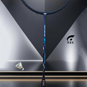 Alibaba Online Shopping Vente <span class=keywords><strong>en</strong></span> Gros Haute Qualité 24T + 24T Arbre Graphite Carbone 4U/82g 28LBS Raquette de <span class=keywords><strong>Badminton</strong></span> Tissée Personnalisée Chaude - Product Image 5