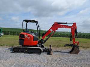 Miniexcavadora U35-4 2022: Potencia Compacta con Precisión de Giro de Cola Cero - Product Image 3